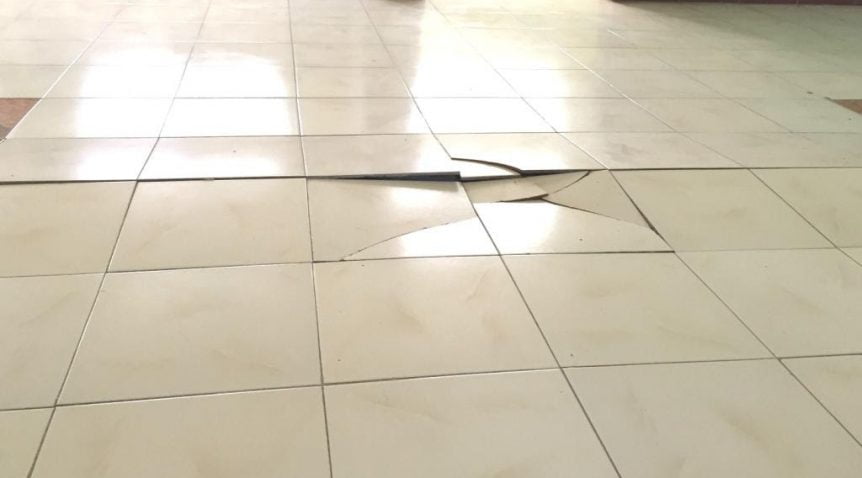 Độ cứng của gạch men