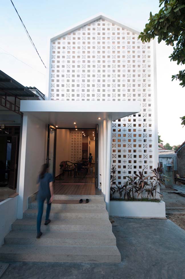 nhà cấp 4 đẹp được cải tạo từ ngôi nhà cũ ẩm thấp ở Huế (1)