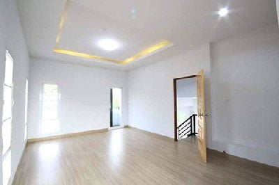 ngo-ngang-truoc-ngoi-nha-cap-4-dep-kieu-thai-sang-trong-voi-muc-chi-phi-re-den-kho-tin