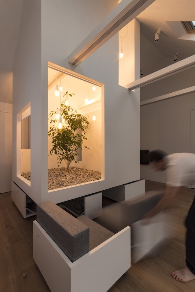 Ấn tượng với ngôi nhà chỉ 48m² nhưng có khoảng xanh cực bắt mắt với phòng khách treo lơ lửng - Ảnh 10. Ấn tượng với ngôi nhà chỉ 48m² nhưng có khoảng xanh cực bắt mắt với phòng khách treo lơ lửng - Ảnh 10.