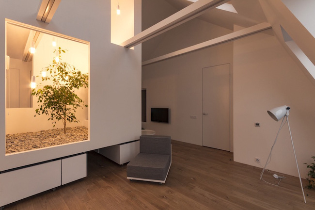 Ấn tượng với ngôi nhà chỉ 48m² nhưng có khoảng xanh cực bắt mắt với phòng khách treo lơ lửng - Ảnh 14. Ấn tượng với ngôi nhà chỉ 48m² nhưng có khoảng xanh cực bắt mắt với phòng khách treo lơ lửng - Ảnh 14.