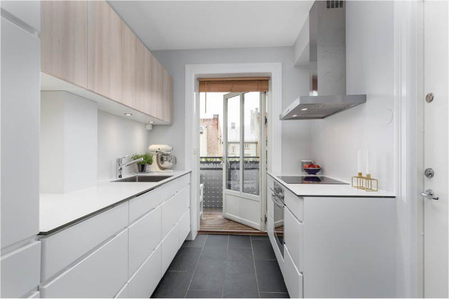 Cách chọn rèm cửa cho nhà bếp kết nối với ban công vừa đẹp vừa thuận tiện đi lại - Ảnh 11. Cách chọn rèm cửa cho nhà bếp kết nối với ban công vừa đẹp vừa thuận tiện đi lại - Ảnh 11.