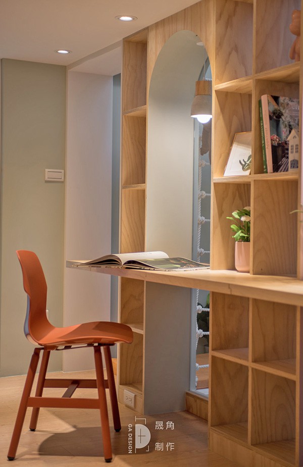 Sau cải tạo, ngôi nhà 40 năm tuổi trở thành ngôi nhà xinh đẹp như một công viên giải trí hấp dẫn bất cứ đứa trẻ nào cũng thích - Ảnh 14.