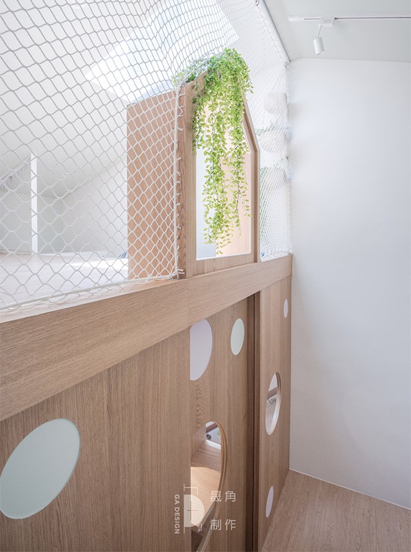 Sau cải tạo, ngôi nhà 40 năm tuổi trở thành ngôi nhà xinh đẹp như một công viên giải trí hấp dẫn bất cứ đứa trẻ nào cũng thích - Ảnh 15.