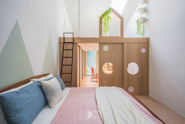 Sau cải tạo, ngôi nhà 40 năm tuổi trở thành ngôi nhà xinh đẹp như một công viên giải trí hấp dẫn bất cứ đứa trẻ nào cũng thích - Ảnh 3.