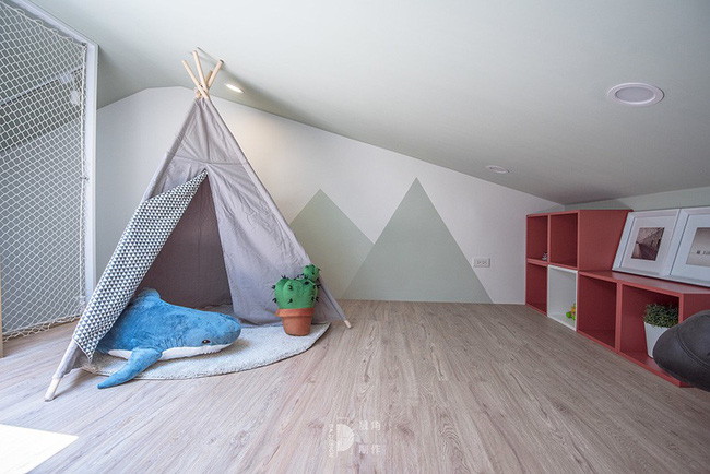 Sau cải tạo, ngôi nhà 40 năm tuổi trở thành ngôi nhà xinh đẹp như một công viên giải trí hấp dẫn bất cứ đứa trẻ nào cũng thích - Ảnh 4.