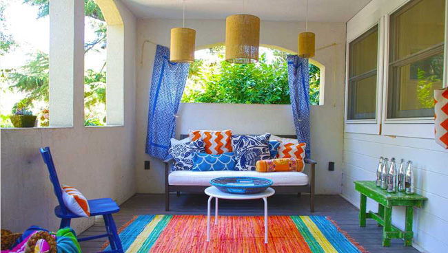 Các mẹo bài trí giúp bạn sở hữu một ban công đẹp hoàn hảo đến khó tin - Ảnh 8.