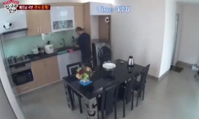 Tôn Ngộ Không Lee Seung Gi thích thú thăm nhà HLV Park Hang-seo - Ảnh 6. Tôn Ngộ Không Lee Seung Gi thích thú thăm nhà HLV Park Hang-seo - Ảnh 6.