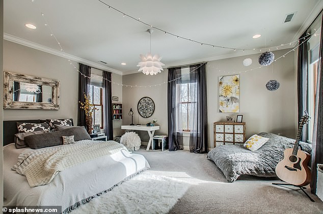 Choáng trước khung cảnh siêu sang trọng trong biệt thự 135 tỷ đồng mà Miley và Liam được đồn tổ chức đám cưới - Ảnh 7. Choáng trước khung cảnh siêu sang trọng trong biệt thự 135 tỷ đồng mà Miley và Liam được đồn tổ chức đám cưới - Ảnh 7.