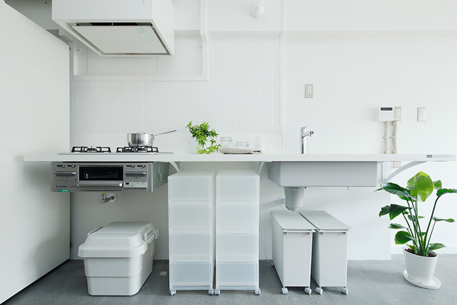 Nhà tập thể được cải tạo thông tầng đẹp tối giản với gam màu trắng tinh khôi - Ảnh 6. Nhà tập thể được cải tạo thông tầng đẹp tối giản với gam màu trắng tinh khôi - Ảnh 6.