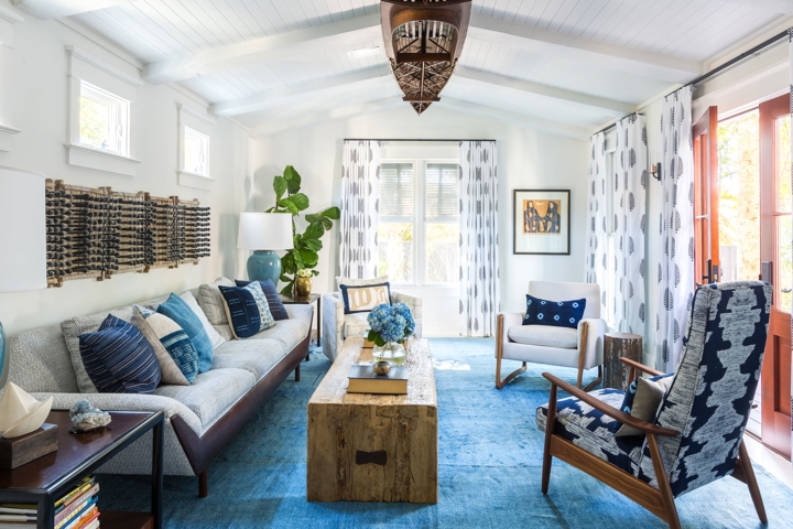 Việc sử dụng cùng một tông màu cũng khiến cho không gian có tính thẩm mỹ cao mà vẫn thanh lịch.