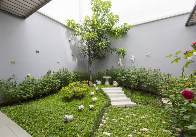  Cảnh quan được tổ chức khéo léo, để từ cổng bước vào, khách có thể hướng tầm mắt tới nhiều góc nhìn khác nhau.